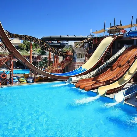 منتجع Cactus Mirage Family Club