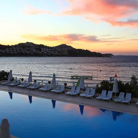 Cactus Mirage Family Club 4* بودروم