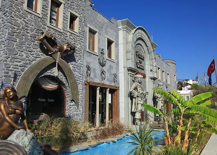 Cactus Mirage Family Club Üdülőközpont 4*