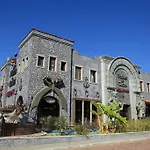 Cactus Mirage Family Club אתר נופש בודרום