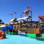אתר נופש Cactus Mirage Family Club