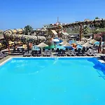 Cactus Mirage Family Club ボドルム