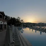 Cactus Mirage Family Club 4*