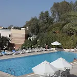 Cactus Mirage Family Club 4*