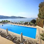 Cactus Mirage Family Club