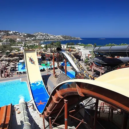 Feriested Cactus Mirage Family Club 4*