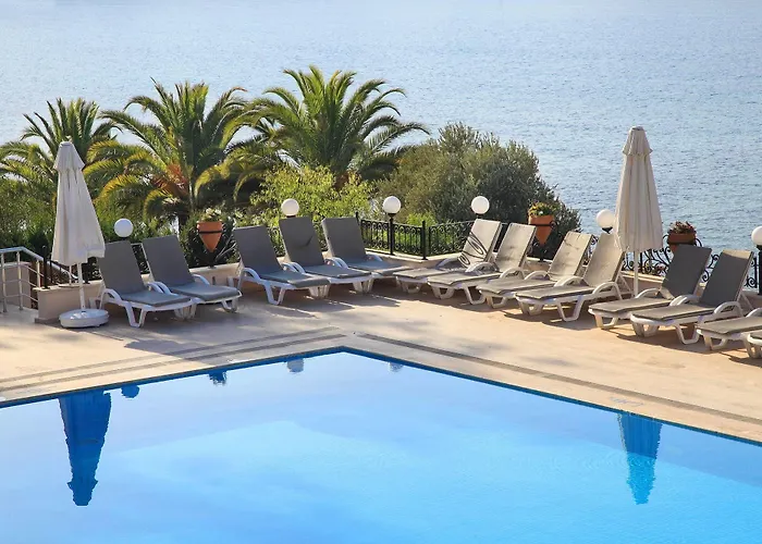 Cactus Mirage Family Club 리조트