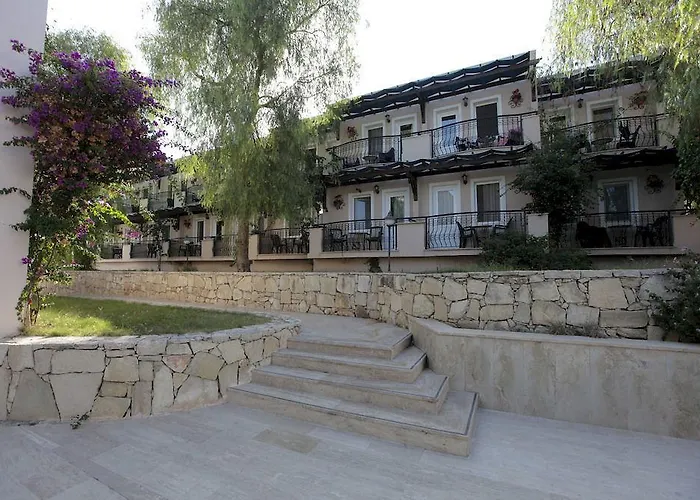 Cactus Mirage Family Club Resort 4*